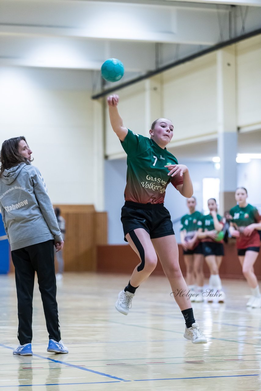 Bild 168 - wCJ TSV Ellerau - HSG Kremperheide/Muensterdorf : Ergebnis: 22:20